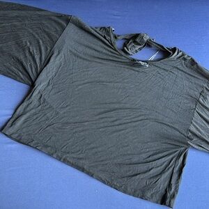 Large sleeve crop tee with tie detail in back